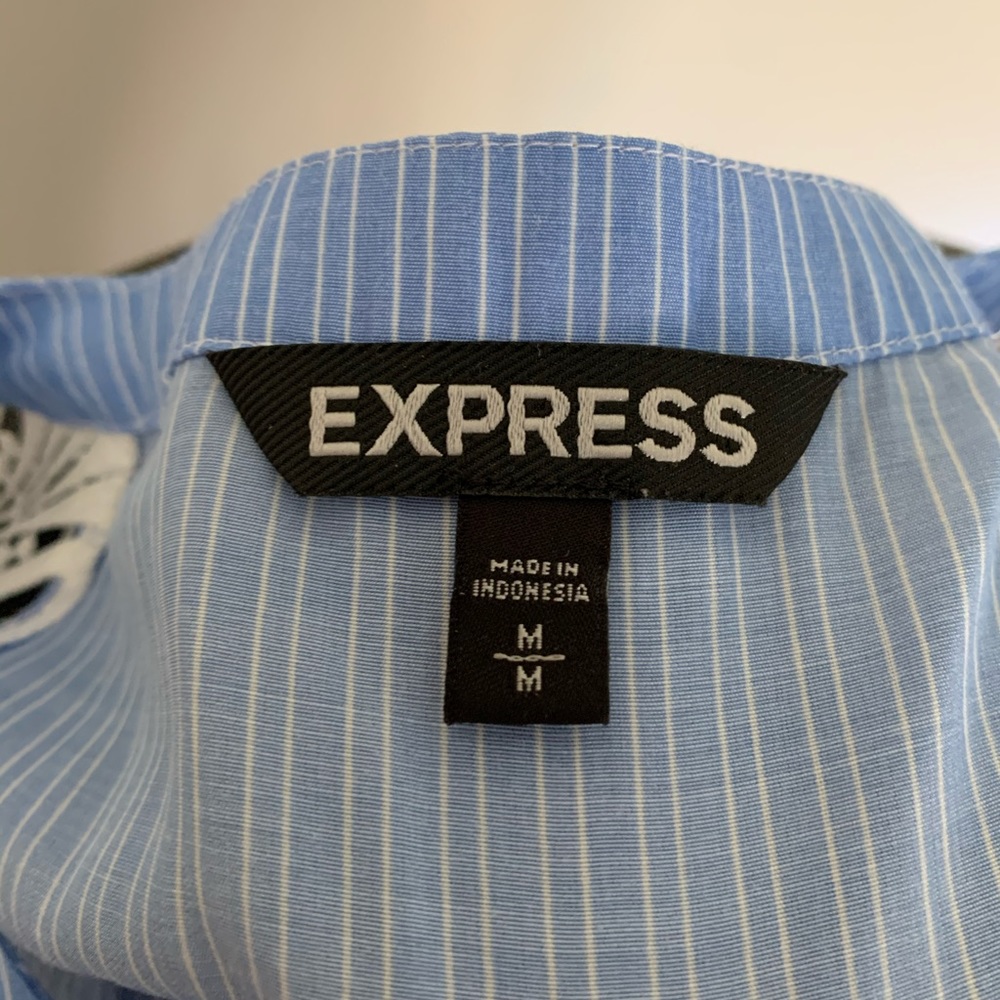 Express Top - Picture 4 of 4
